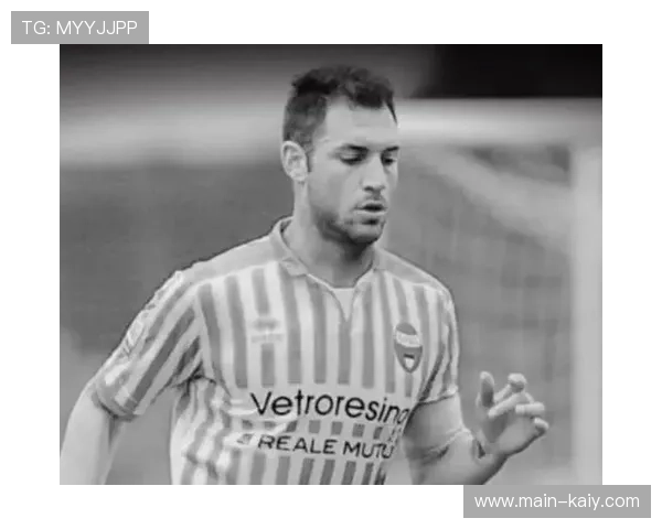 多特蒙德青训球员雷贾尼获一线队训练机会，梯队晋升趋势